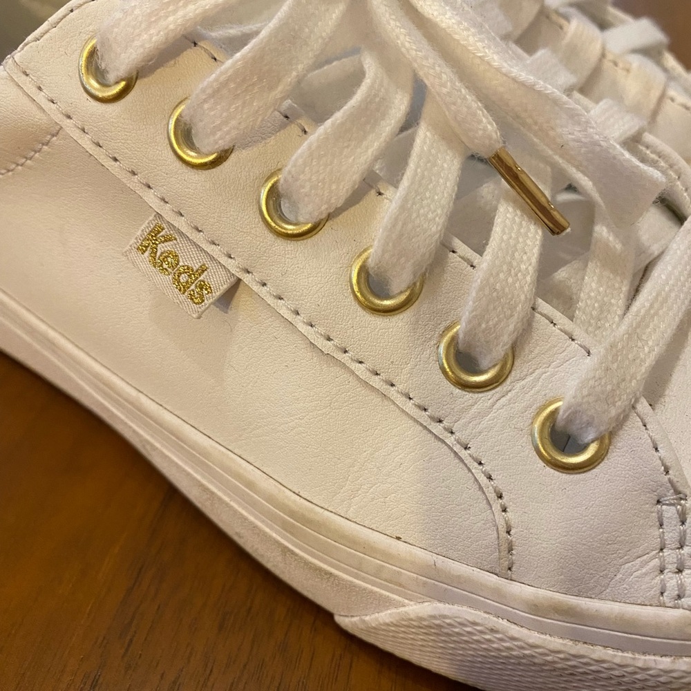 6.5 Women’s White Keds w/Gold Detail